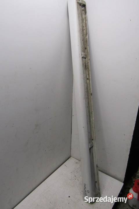 LISTWA PROGOWA PRAWA PRAWE W13 MITSUBISHI