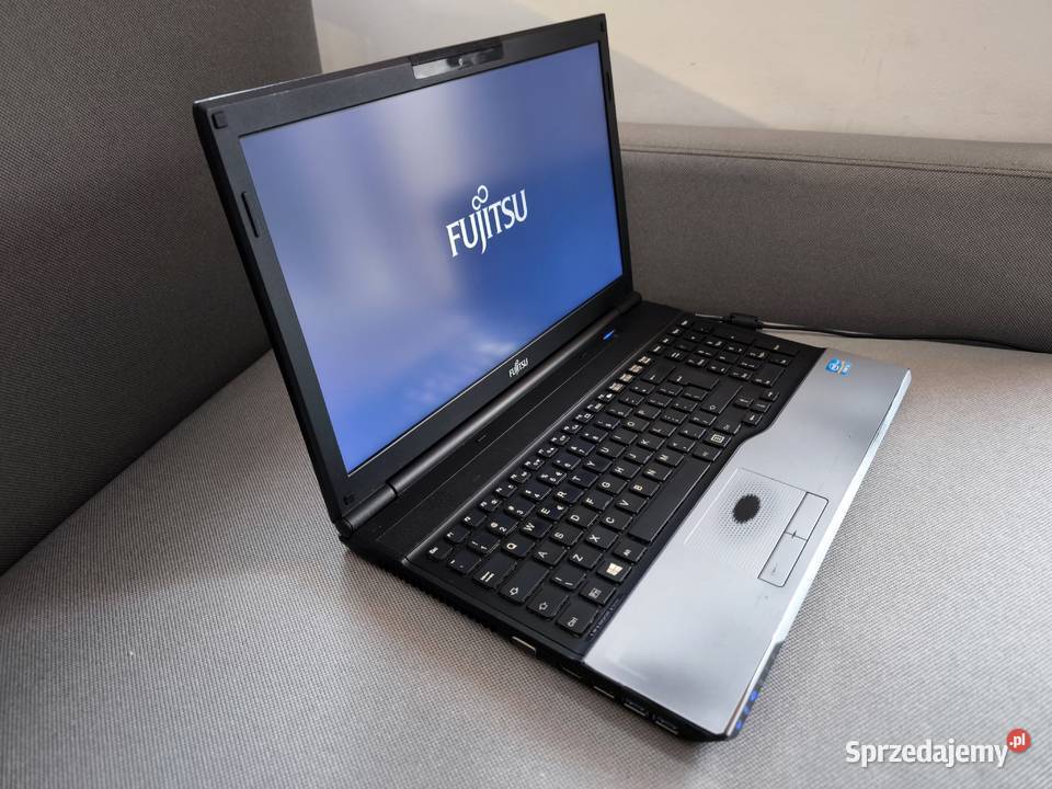 Fujitsu 156 Intel Core i5 26 GHz 4GB RAM 500GB