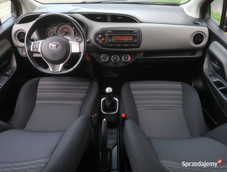 Toyota Yaris 10 VVTi ABS Łódź