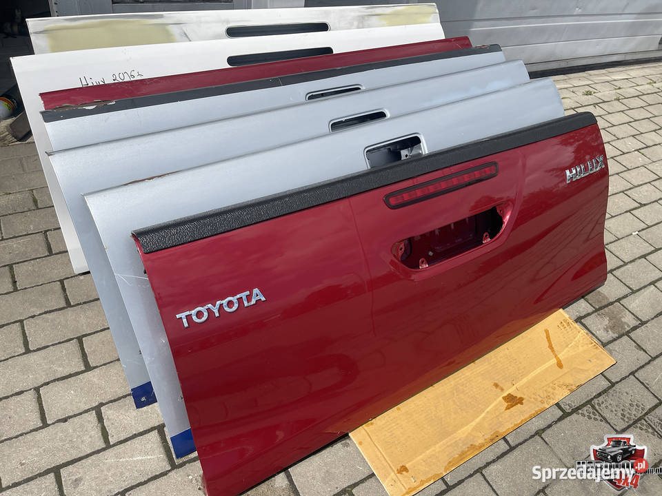 Klapa Toyota Hilux klapa paki klapa tył Toyota