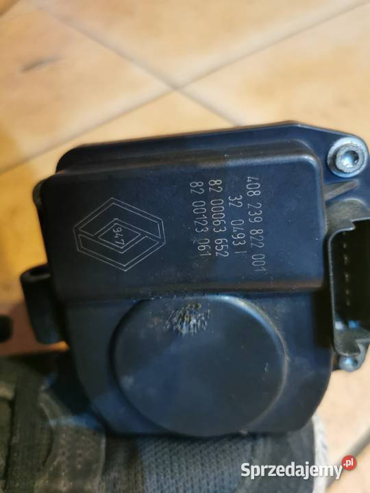 PRZEPUSTNICA RENAULT 18 408239822001 8200063652