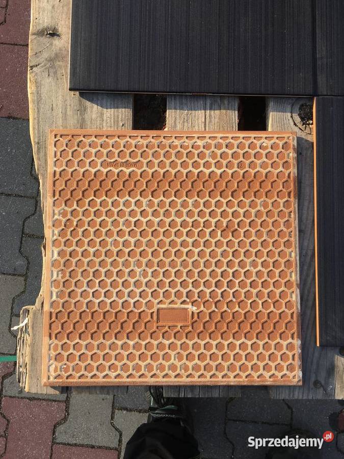 Terakota rayas negro 333x333 firmy KEROS Reguły