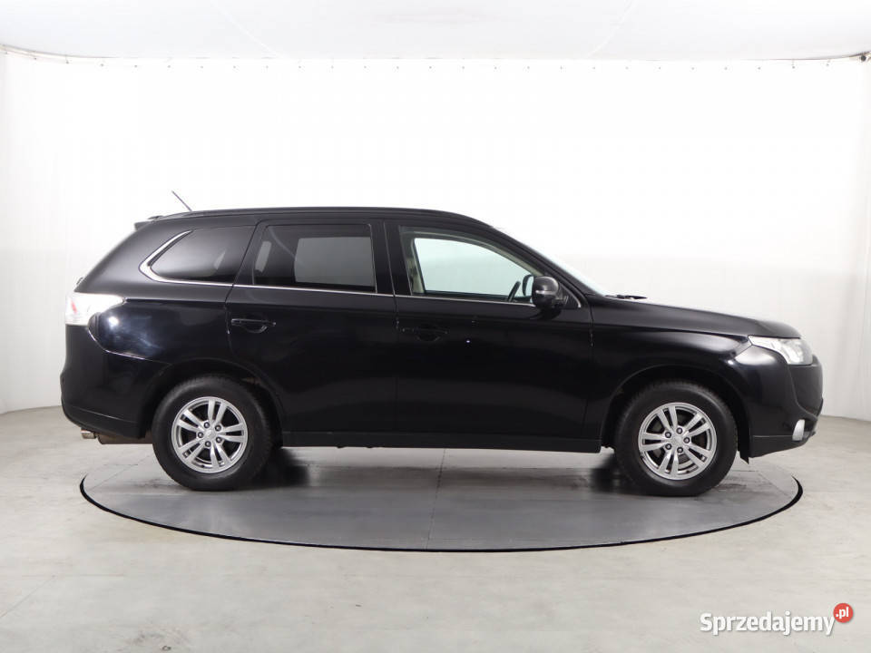 Mitsubishi Outlander 20