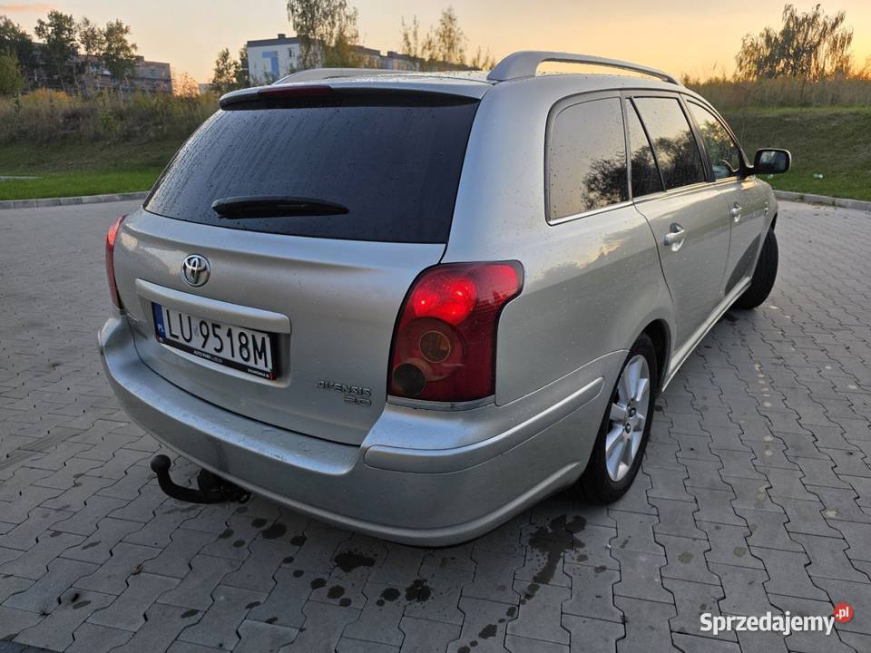 Toyota Avensis 20 D4D 116 XENON skóra drugi isofix