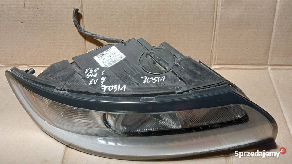 VOLVO S40 V50 II FL LAMPA PRZÓD PRAWA EU Zbierkowo