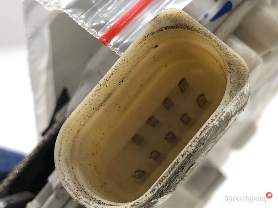 ZAMEK DRZWI LEWY PRZÓD AUDI A6 C6 Hatchback