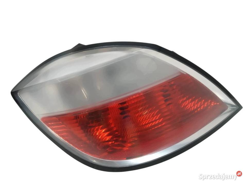 LAMPA TYŁ LEWA 5D HB 24451835 Opel Astra III osobowe