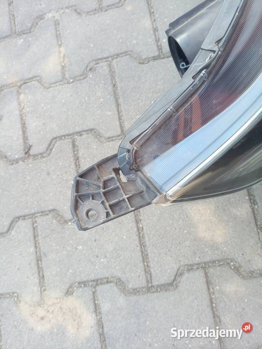 Honda CRV iv 12 lampa prawa Xenon reflektor