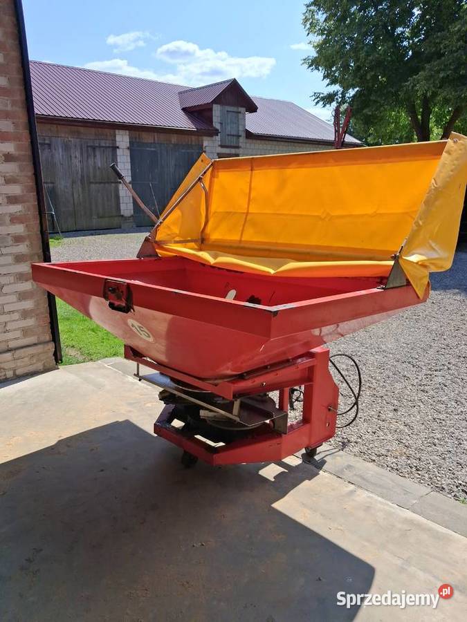 Rozsiewacz firmy jar met 800l Źrebce