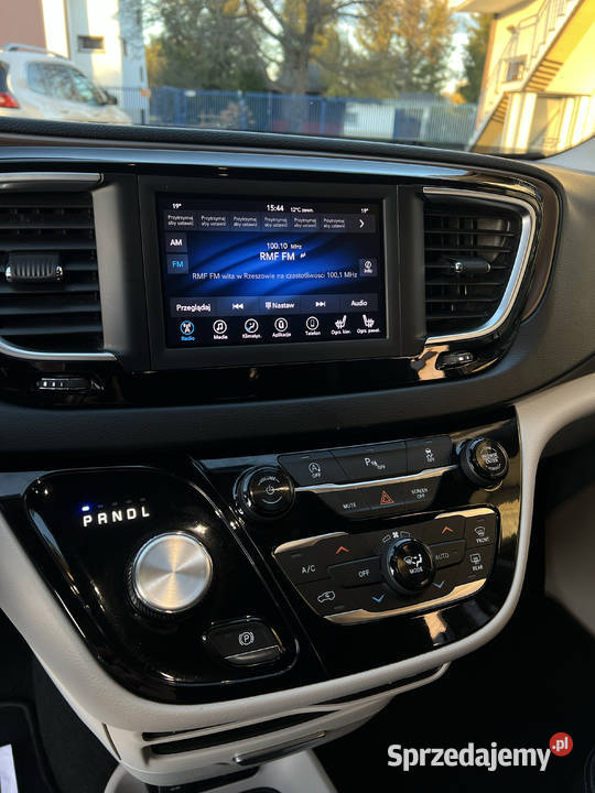 Chryster Pacifica 2018 36 V6 291 Rymanów