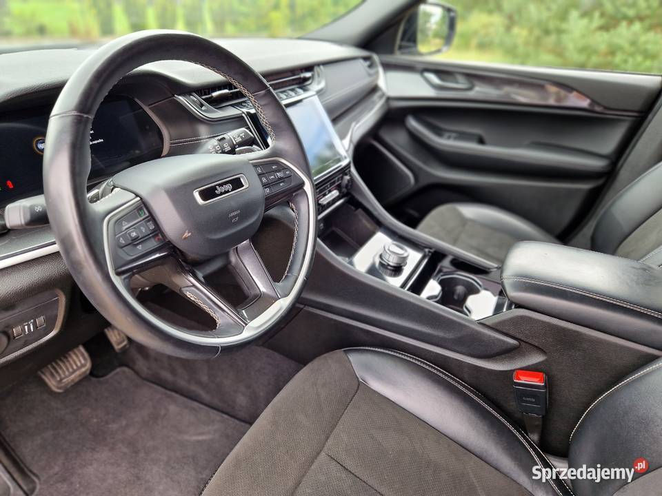 jeep grand cherockee L Rok produkcji 2021