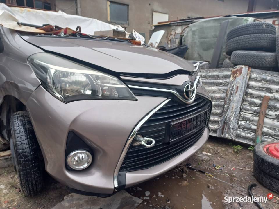 Części toyota yaris 3 2016 klapa leflektory osobowe Kraków