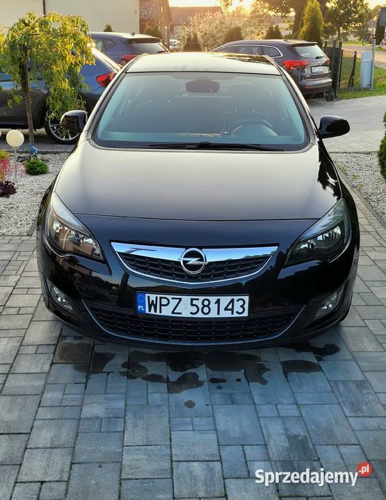 Opel Astra J 14 Turbo 140 2011 wspomaganie kierownicy