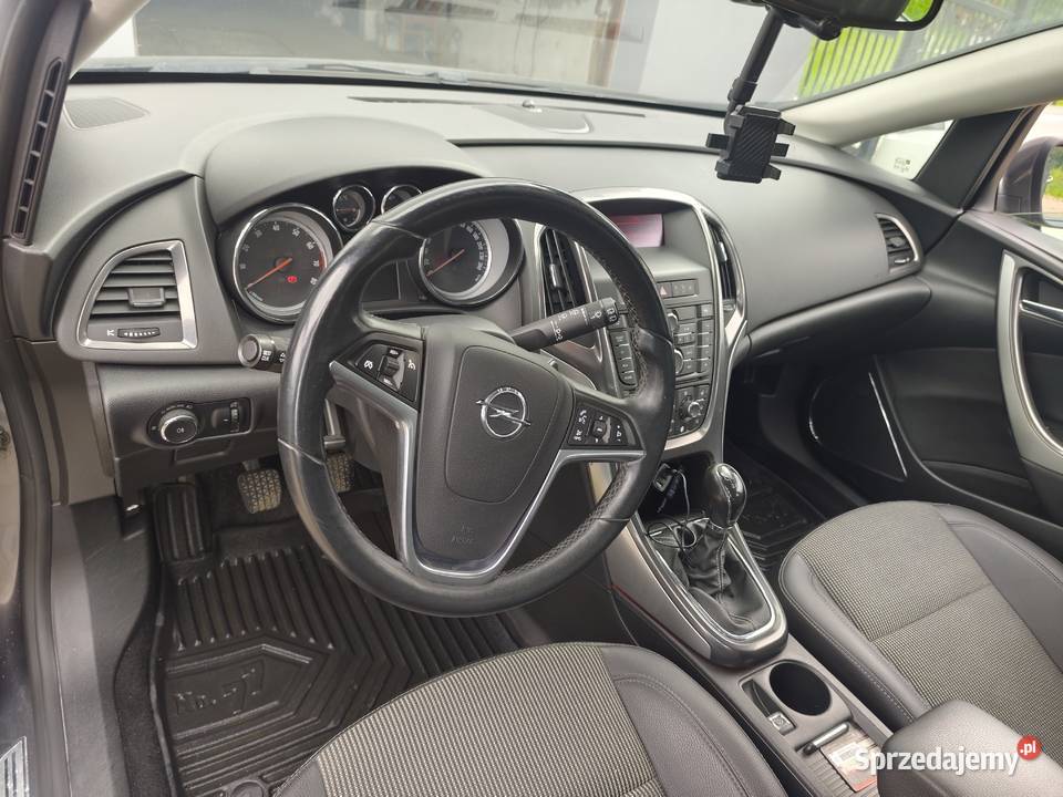 Opel Astra j Rok produkcji 2011 Spytkowice sprzedam