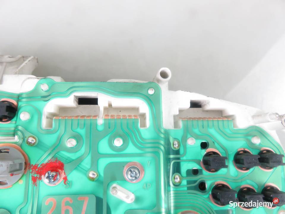 LICZNIK TOYOTA COROLLA VIII E11 20 D4D