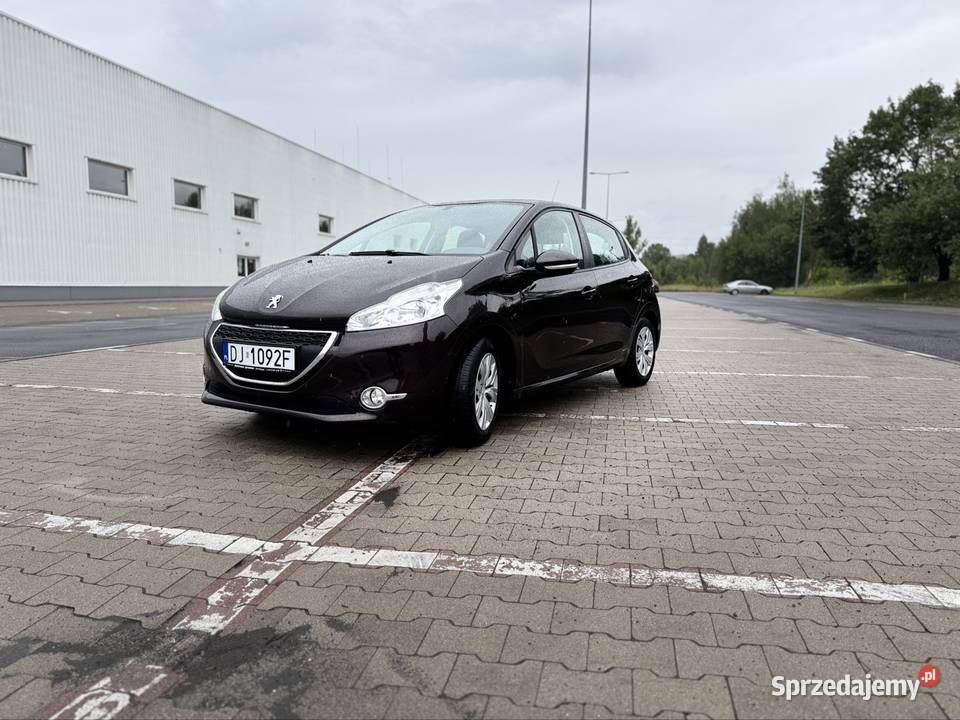 Peugeot 208 12b Jelenia Góra