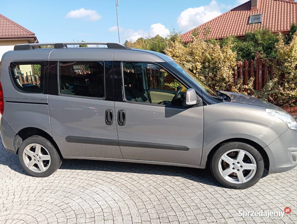 OPEL COMBO 16 CDTI 105 7 OSOBOWY elektryczne lusterka Ostrołęka
