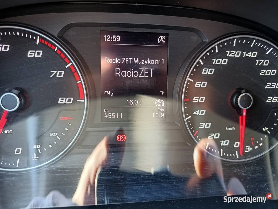 Seat Leon sportstourer kombi salon Polska niski nieuszkodzony Wołoskowola