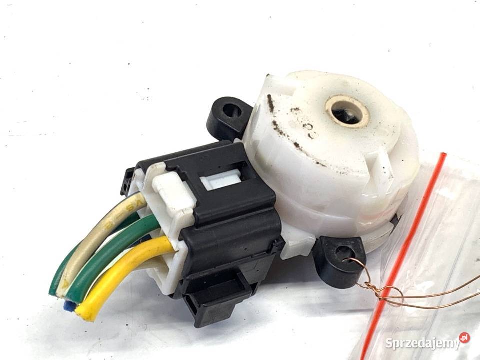 KOSTKA STACYJKI SUZUKI SWIFT III 13 92 ZŁĄCZE Stacyjki i kluczyki