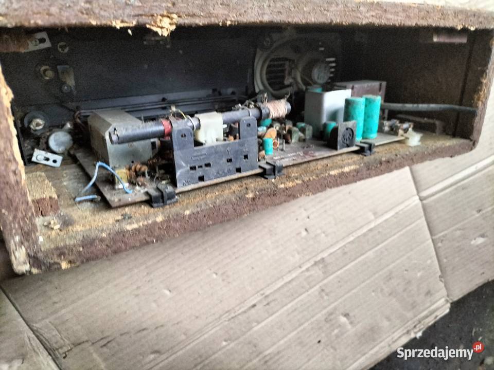 RADIO PRL ŚNIEŻKA R207 UNITRA