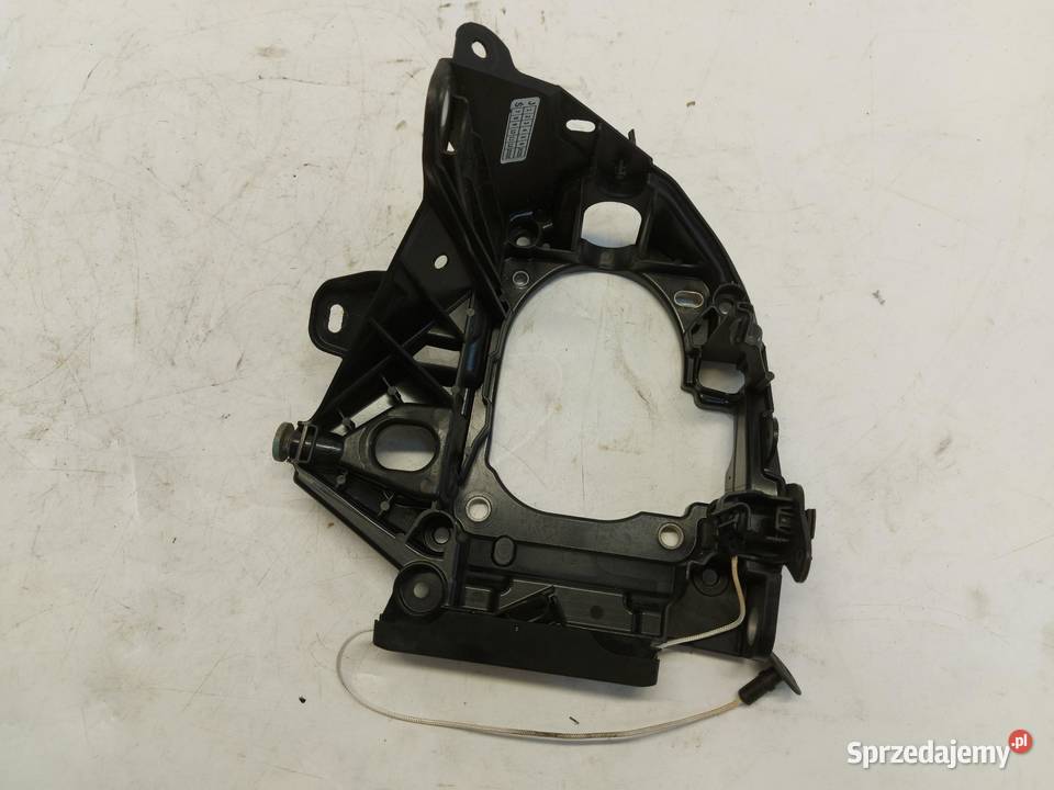 PORSCHE Taycan 4S 9J1 Obudowa gniazda ładowania