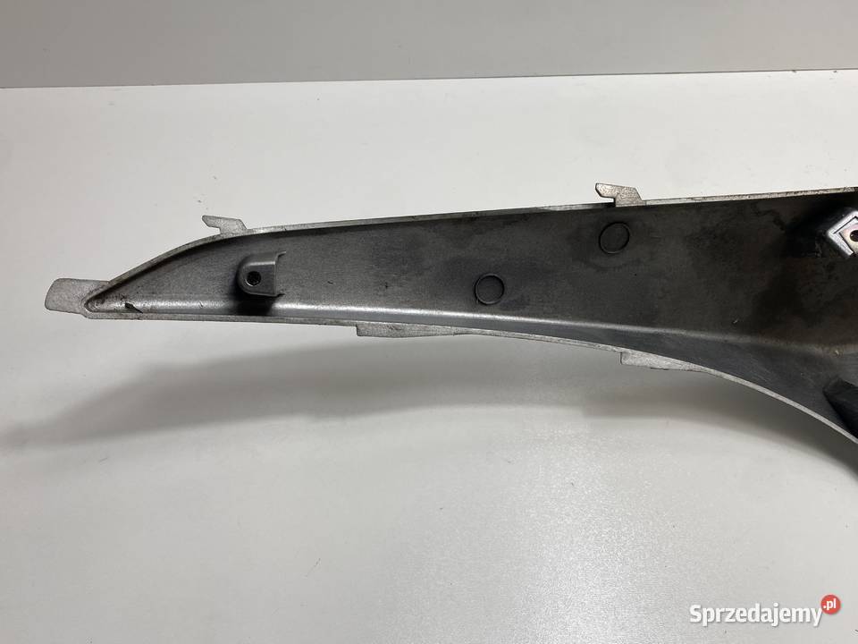 SUZUKI SIXTEEN UX125 OWIEWKA BOCZEK PRAWY OGON Siedlce