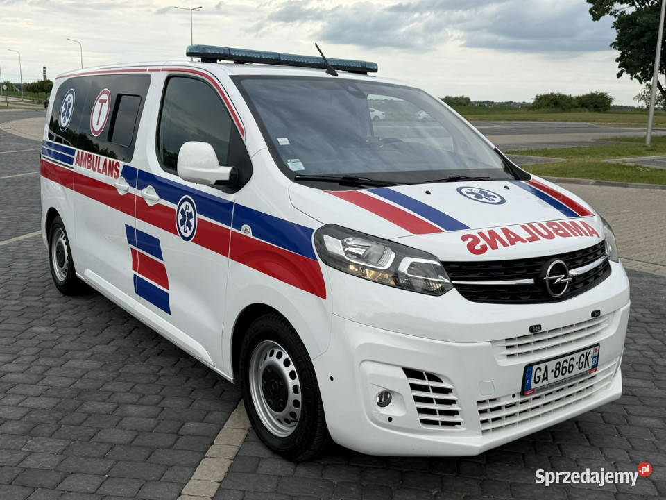 ambulansy Opel Vivaro Opel Vivaro oryginalny Gostyń
