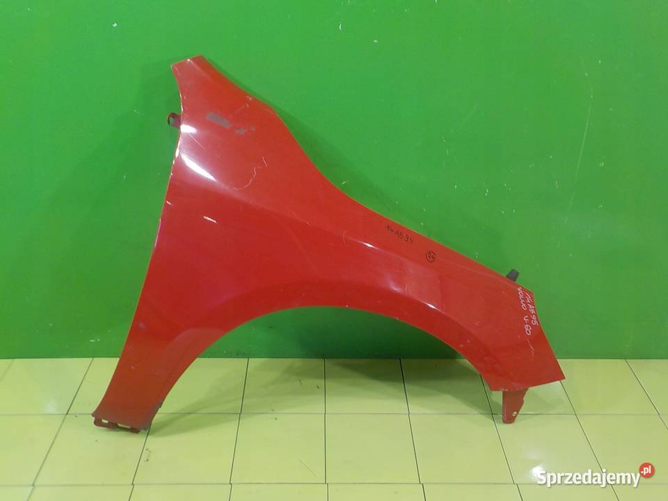 VOLVO V60 I S60 11r KOMBI blotnik prawy przod Suków