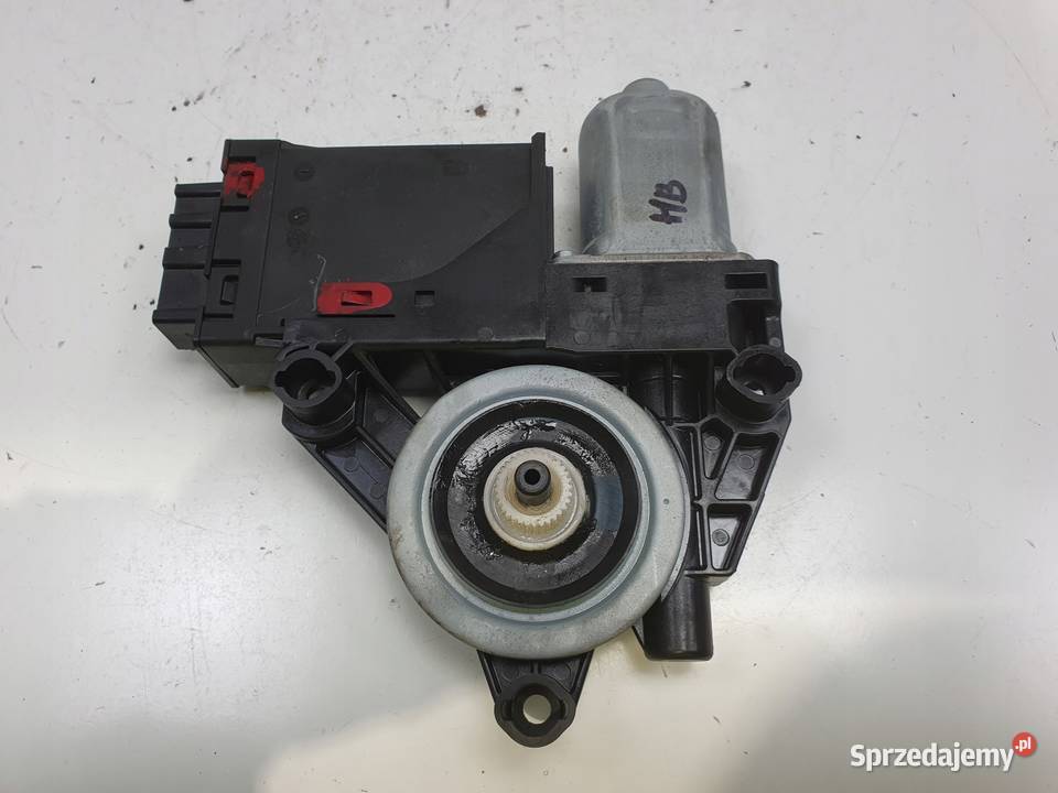 Volvo S60 II V60 XC60 II SILNICZEK SZYBY prawy