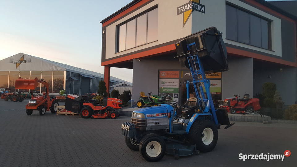 Profesjonalna kosiarka Iseki 4x4 TM223 3 noże Spalinowe Kobiele Wielkie