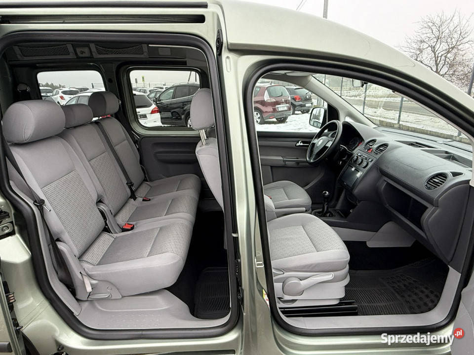 Volkswagen Caddy LIFE14 b światła przeciwmgielne Dąbrowa