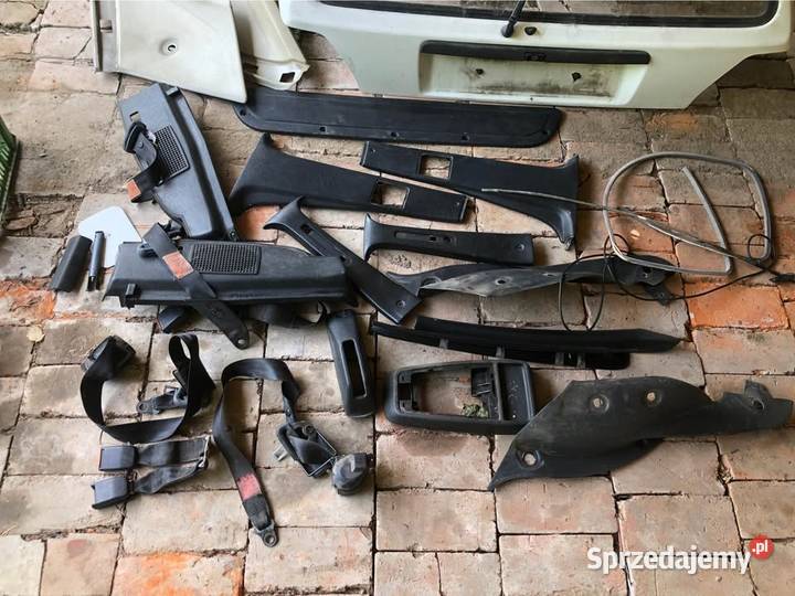 Listwa klapy tylnej VW Golf II 2 8491r i inne małopolskie Andrychów