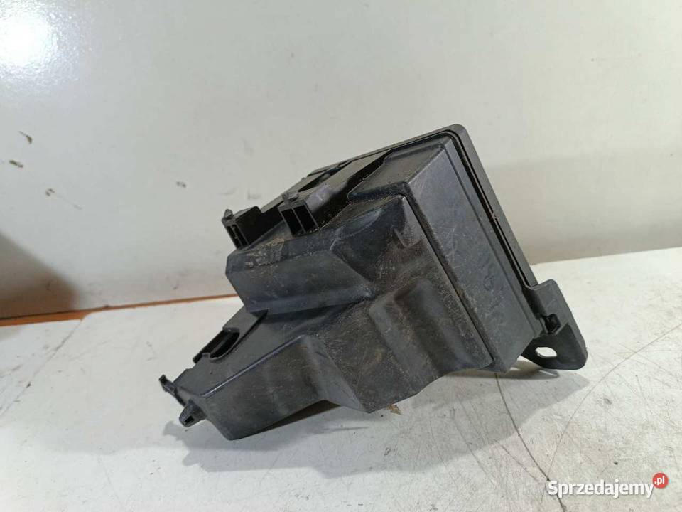 OBUDOWA SKRZYNKI BEZPIECZNIKÓW RENAULT LAGUNA sprzedam