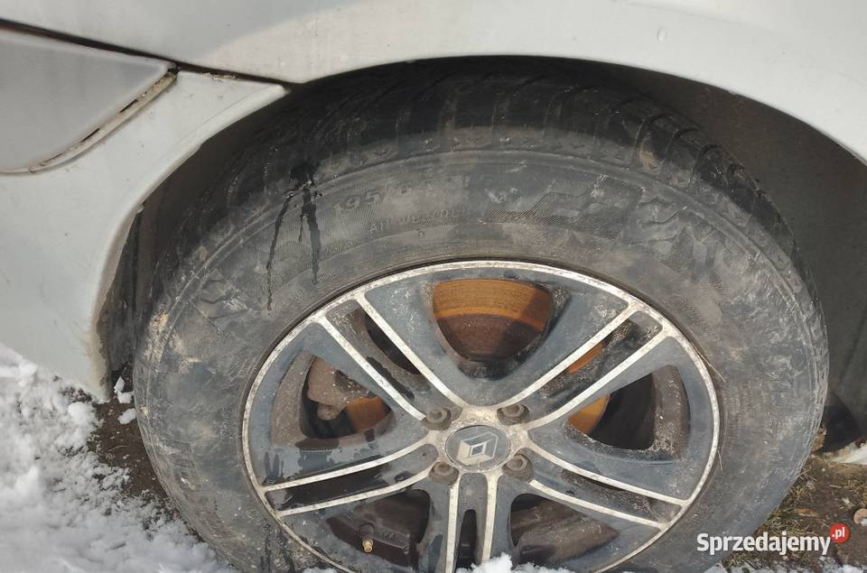 na części Iwanowice Dworskie