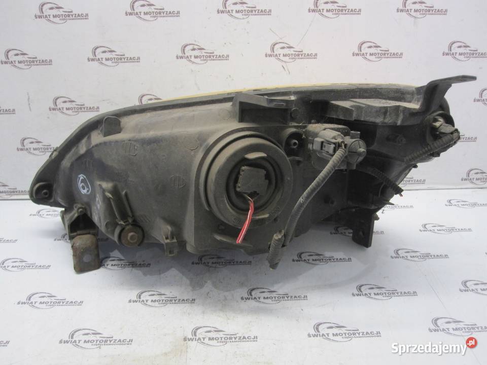 CIVIC VII 03r lampa prawa przód P0882R ANGLIK