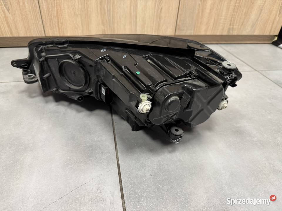 Volkswagen Golf VII reflektor full led prawy sprzedam