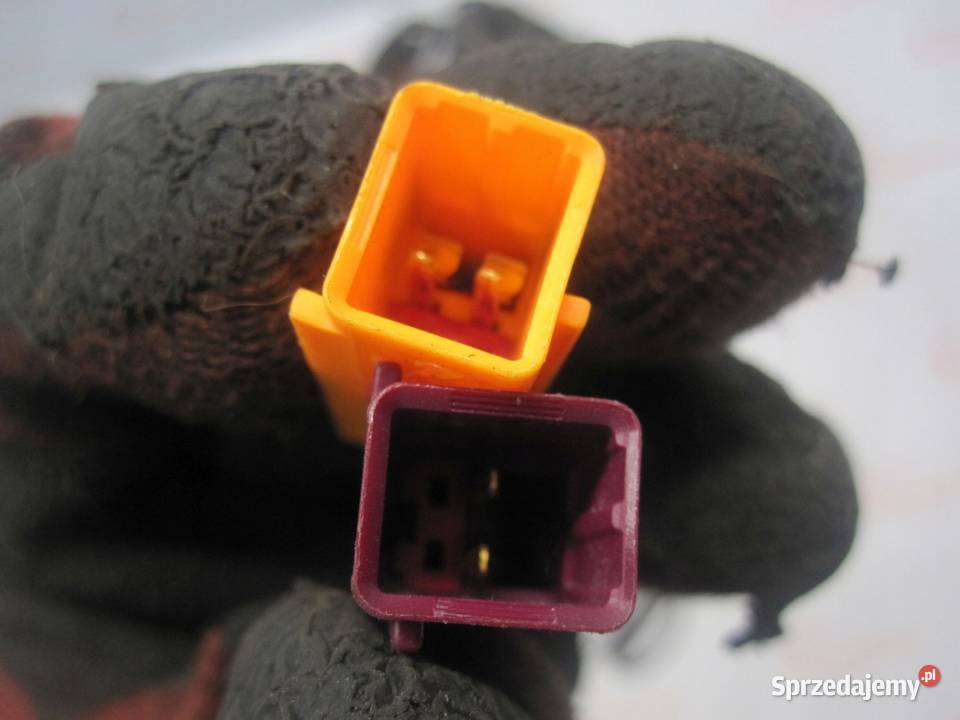 FORD KUGA MK1 I 08r pas bezpieczeństwa prawy osobowe Kielce