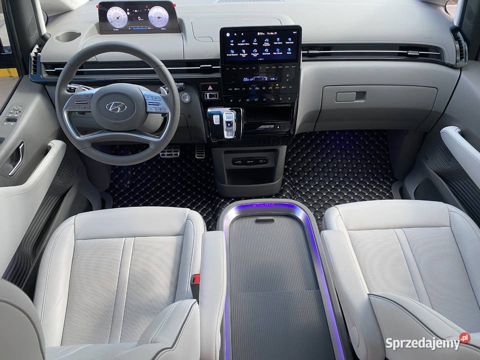 Hyundai Staria 22 CRDi Signature Lounge zachodniopomorskie