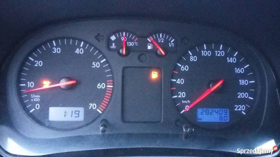 VW GOLF IV 4 14 1998r 3D LPG sekwencja aluminiowe felgi Jerzmanowo sprzedam