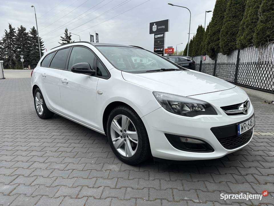 Opel Astra J Sports Tourer 20 diesel 165 Automat 165KM Radom
