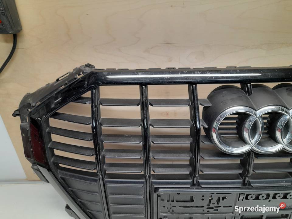 AUDI Q3 ATRAPA CHŁODNICY GRILL 83A853651E Goleniów