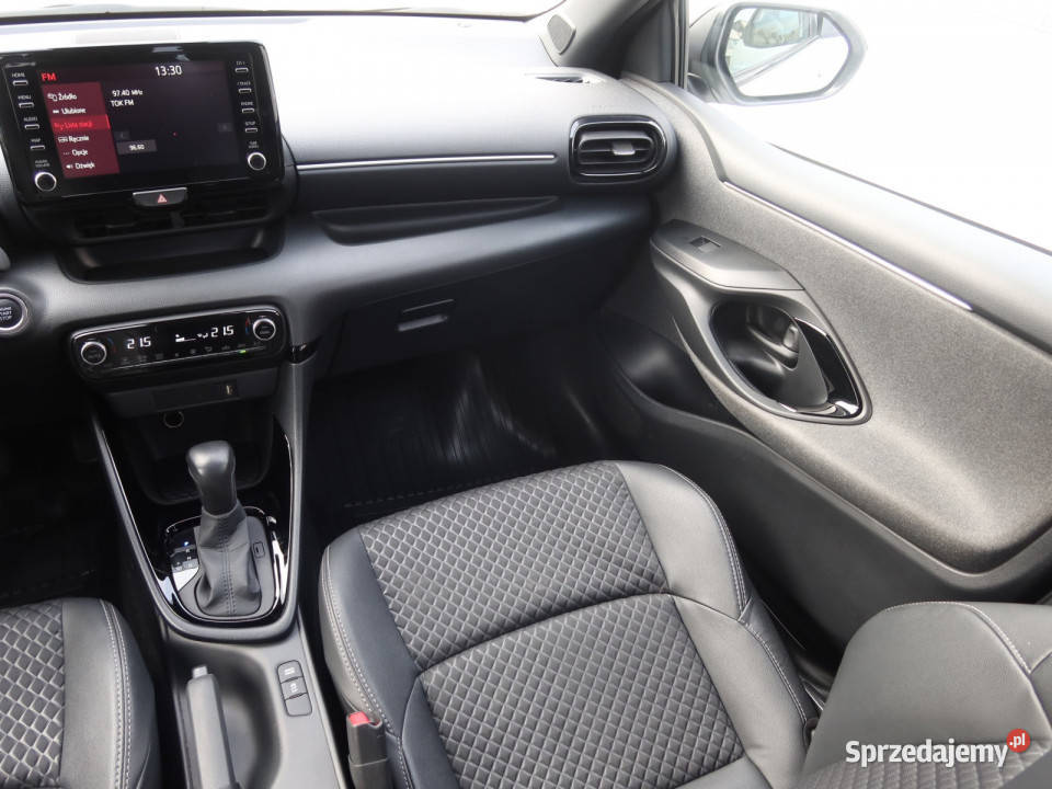 Toyota Yaris 15 VVTi gniazdo USB śląskie Katowice sprzedam