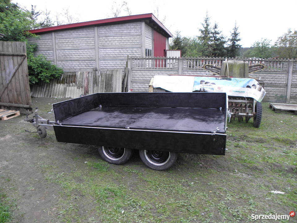 Przyczepka 2 osiowa Rok produkcji 1996 Zduńska Wola sprzedam