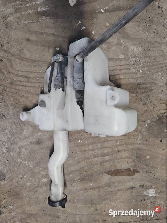 Zbiorniczek spryskiwaczy Ford Mondeo MK3 kombi Części samochodowe Łagów