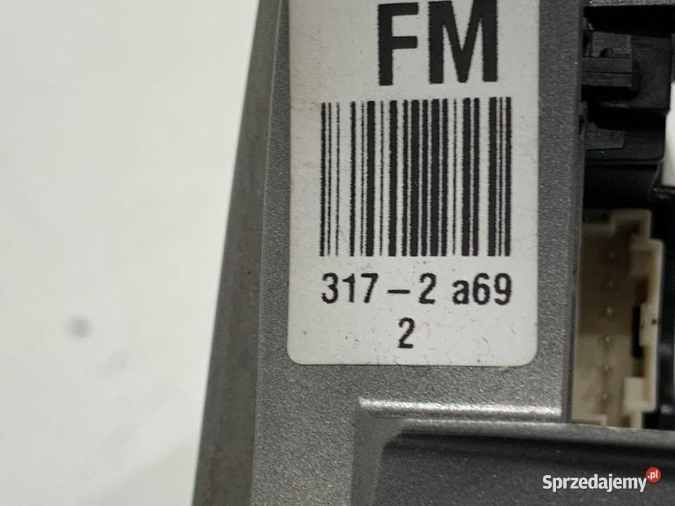 PRZEŁĄCZNIKI KIEROWNICY TOYOTA YARIS III