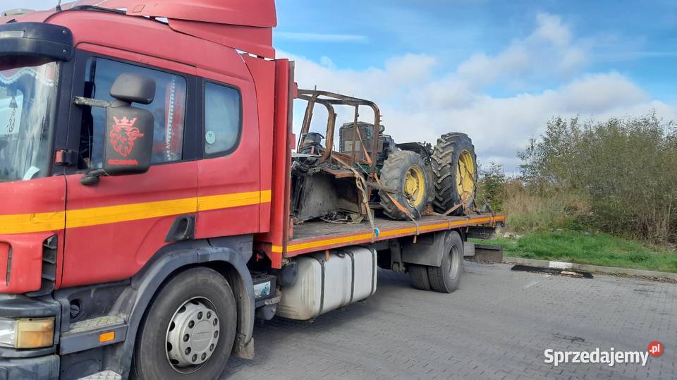 Pomoc drogowa transport ciągniki maszyny bele