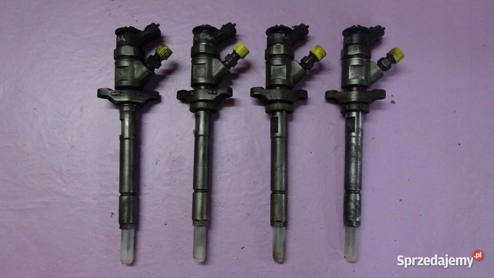 Ford FOCUS 16 TDCI 10r G8DD 110 044511353 Wtryskiwacze sprzedam