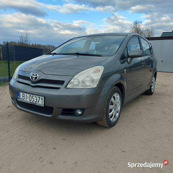 Toyota Corolla verso uszkodzona lubelskie Międzyrzec Podlaski