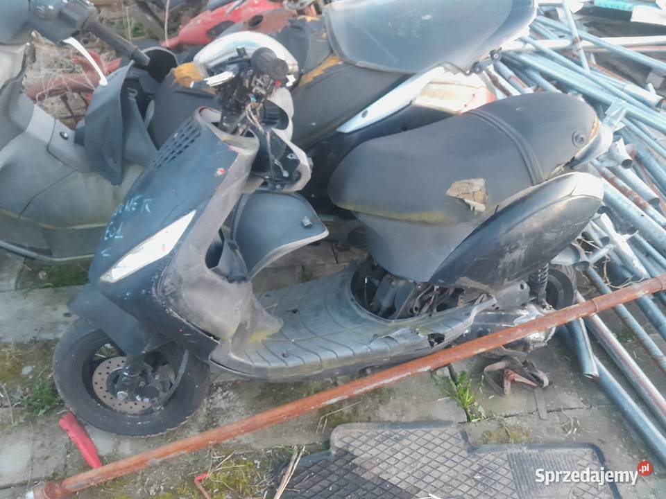 Skutery piaggi aprilia 50 125 kilka sztuk nieuszkodzony świętokrzyskie Mirzec