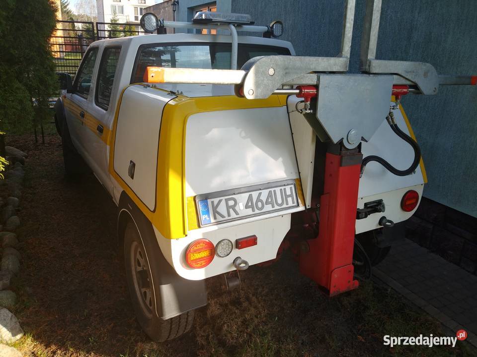 Nissan Navara Holownik Miejski Pomoc Drogowa Rok produkcji 2003 Sochaczew